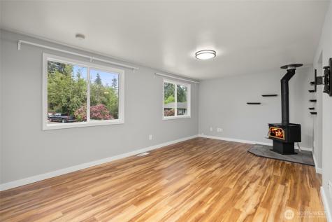 15718 126th Place NE Woodinville WA 98072