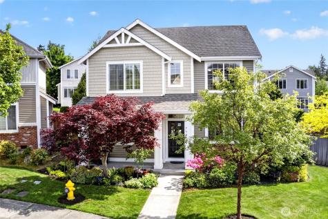 738 24th Avenue SW Puyallup WA 98373