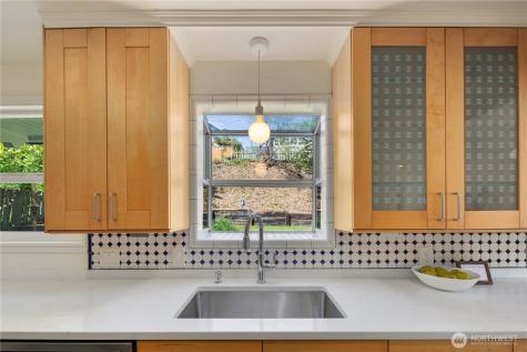 4019 50th Avenue SW Seattle WA 98116