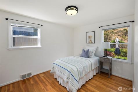4019 50th Avenue SW Seattle WA 98116