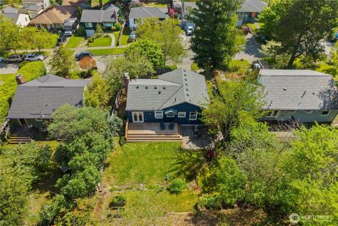 4019 50th Avenue SW Seattle WA 98116