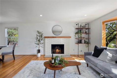 4019 50th Avenue SW Seattle WA 98116