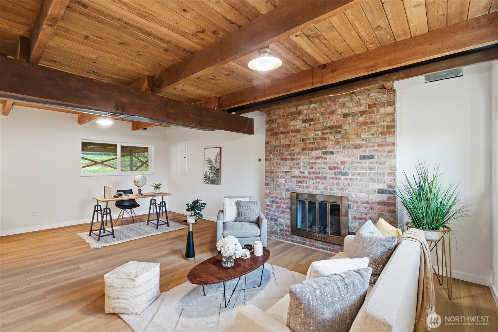 1204 E Laurel Street Kent WA 98030