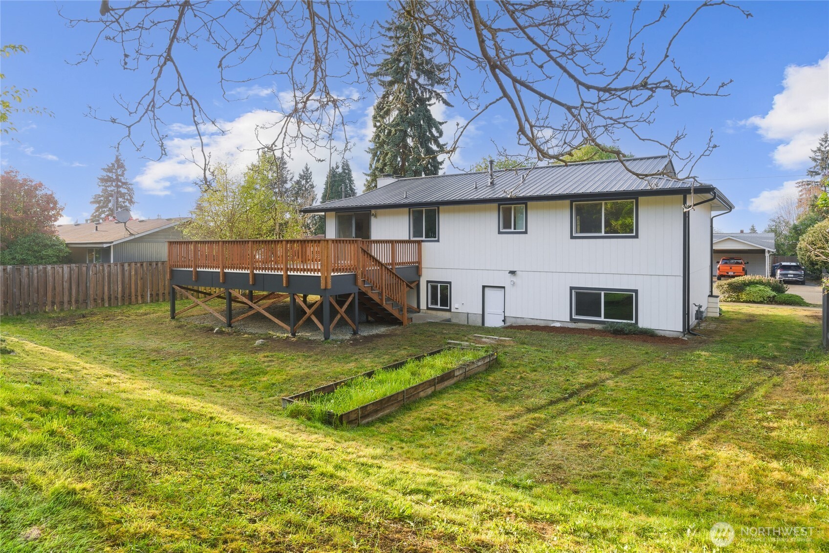 1204 E Laurel Street Kent WA 98030