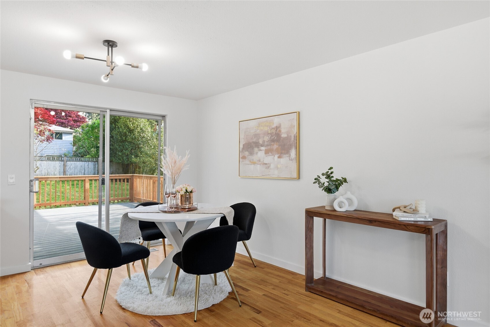1204 E Laurel Street Kent WA 98030