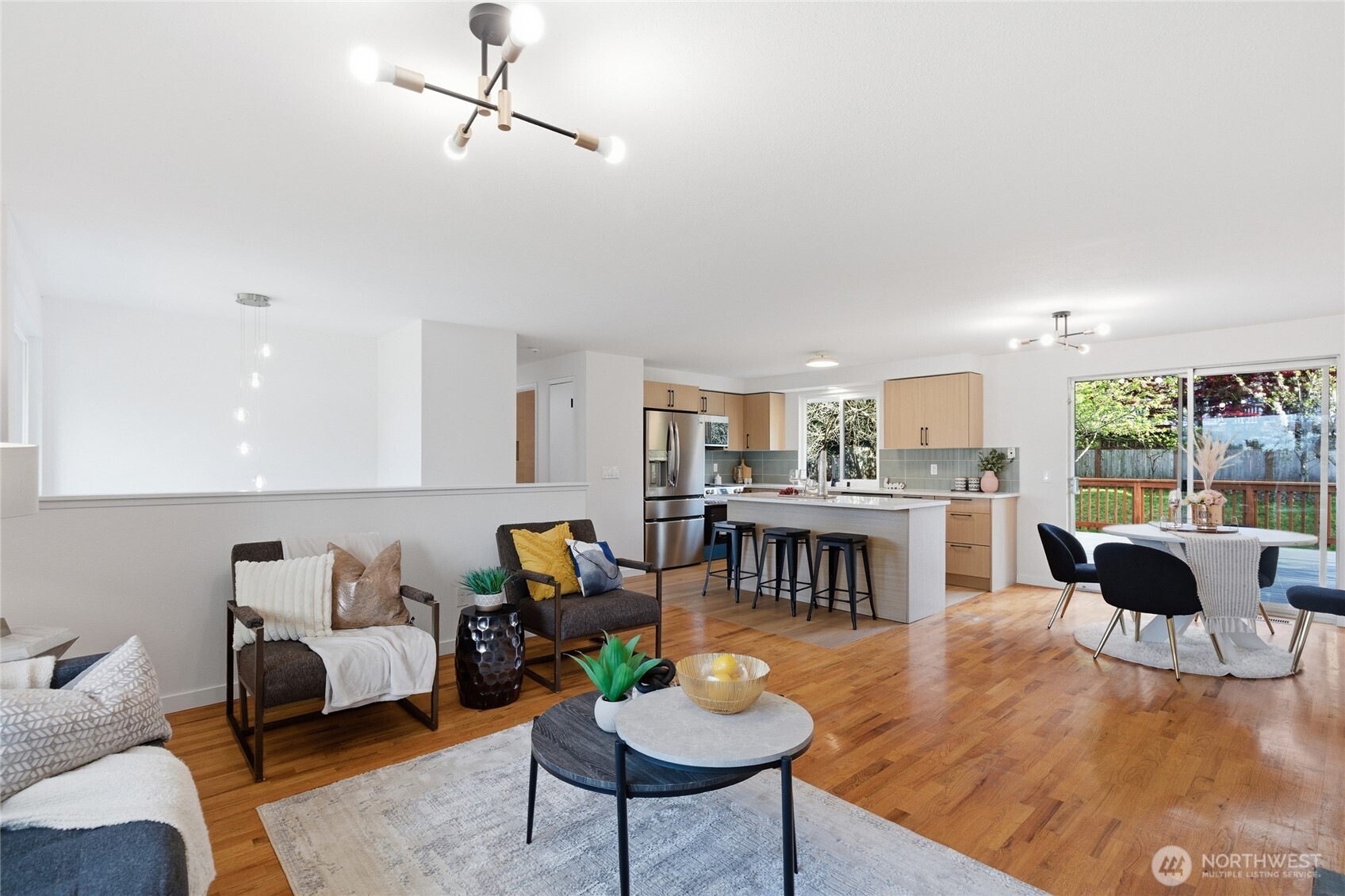 1204 E Laurel Street Kent WA 98030