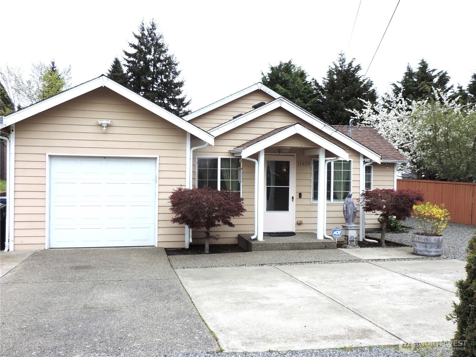 11426 15th Avenue SW Seattle WA 98146
