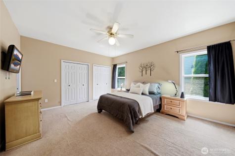 609 108th Place SE Everett WA 98208