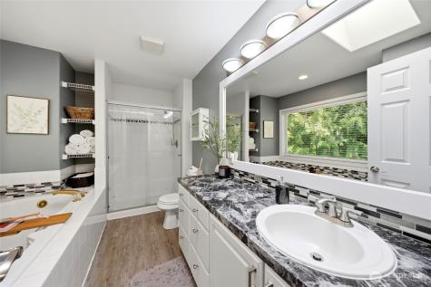 609 108th Place SE Everett WA 98208