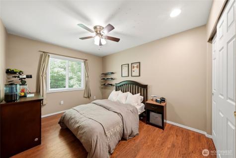 609 108th Place SE Everett WA 98208