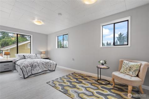 13324 30th Avenue NE Seattle WA 98125
