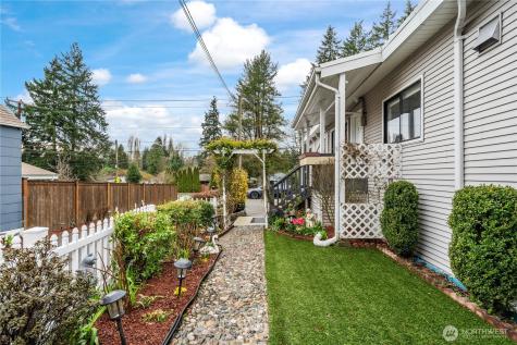 13324 30th Avenue NE Seattle WA 98125