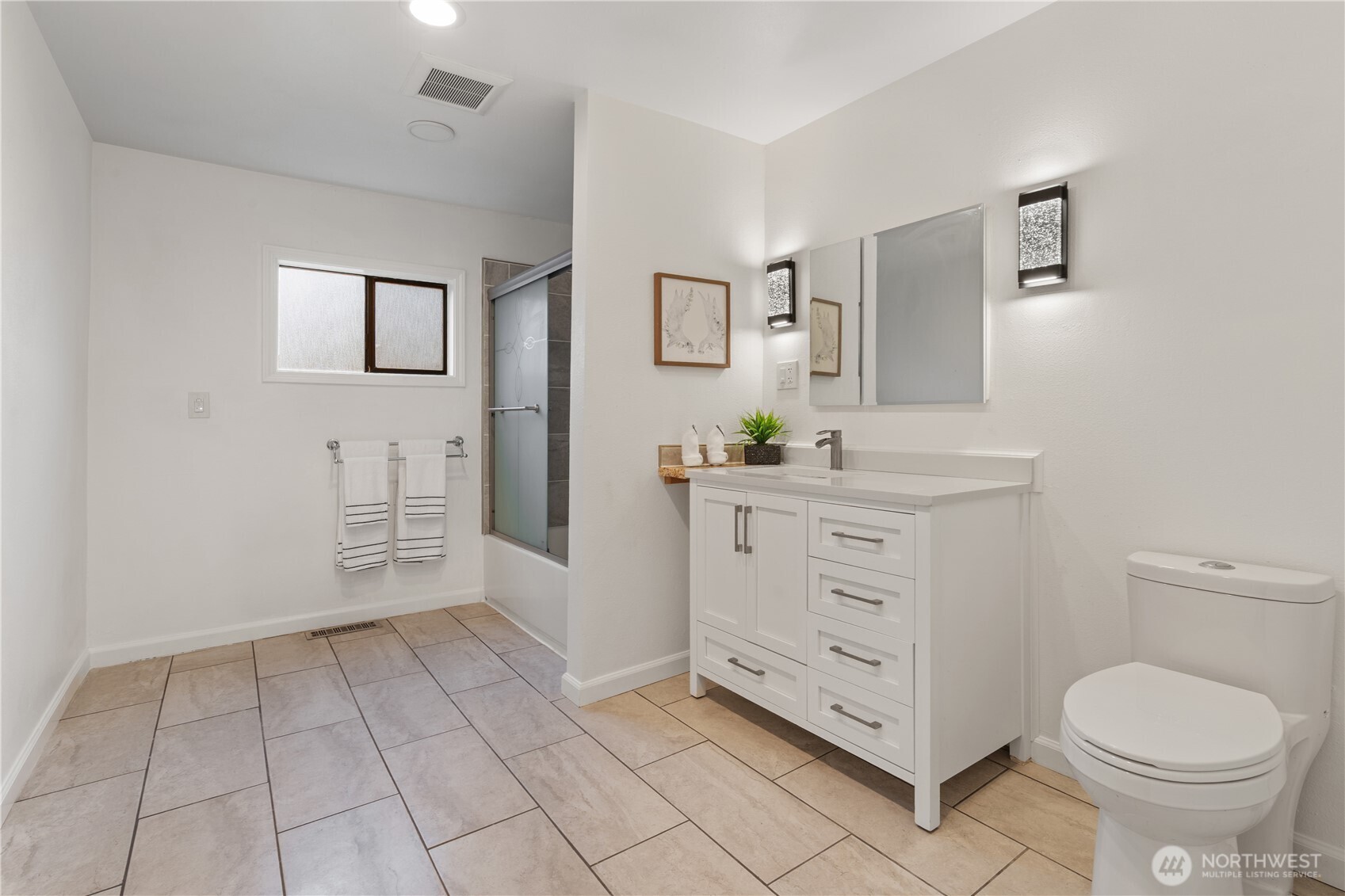13324 30th Avenue NE Seattle WA 98125