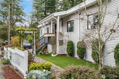 13324 30th Avenue NE Seattle WA 98125