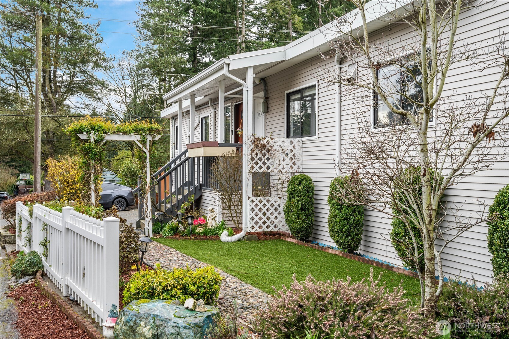 13324 30th Avenue NE Seattle WA 98125