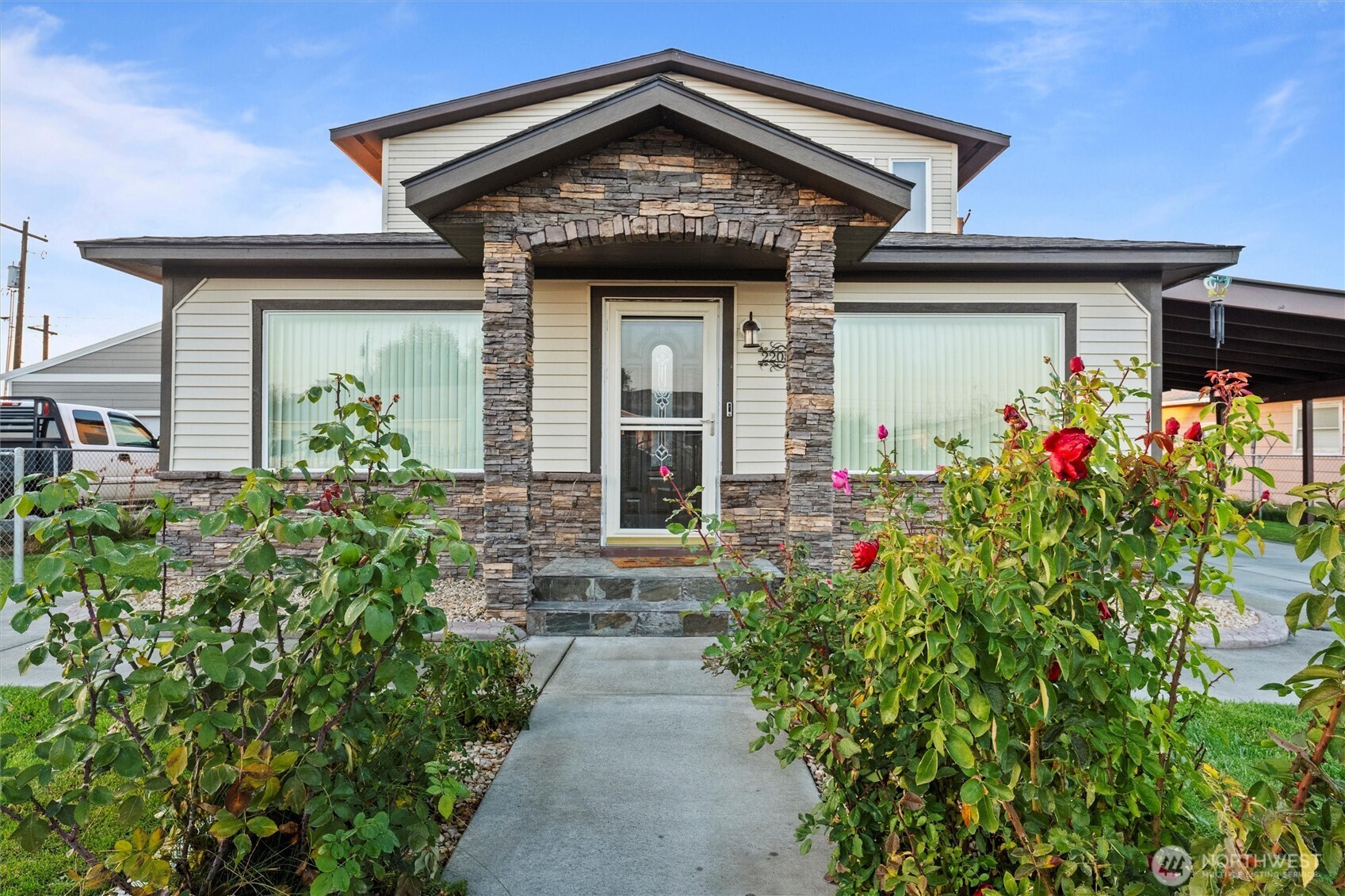 2208 W Spruce Moses Lake WA 98837