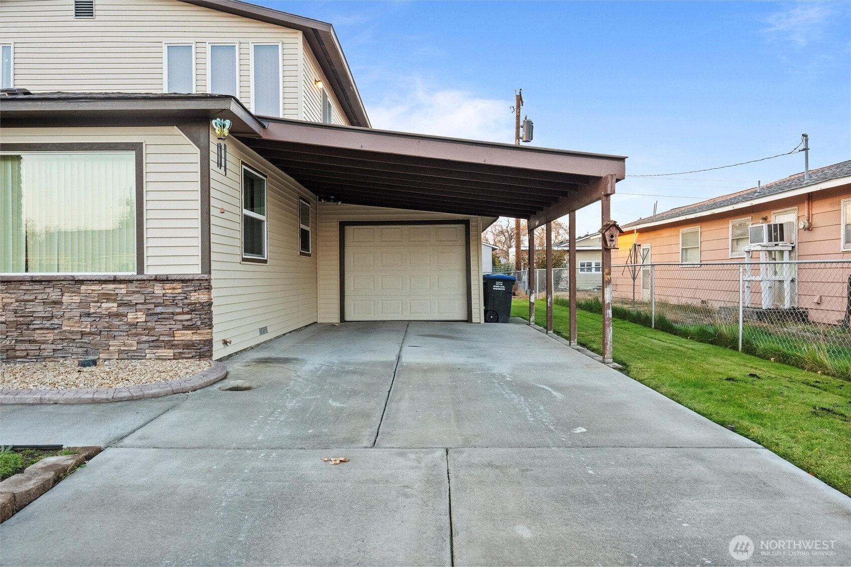 2208 W Spruce Moses Lake WA 98837