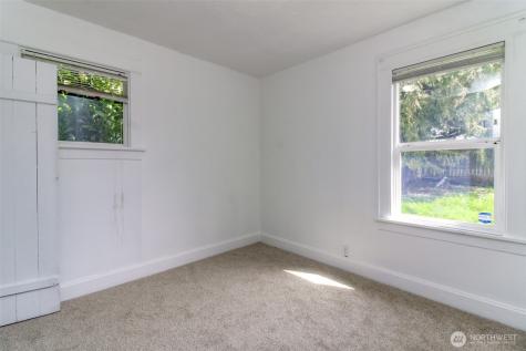 5637 S I Street Tacoma WA 98408