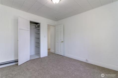 5637 S I Street Tacoma WA 98408