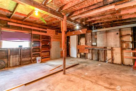 5637 S I Street Tacoma WA 98408