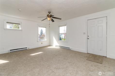 5637 S I Street Tacoma WA 98408