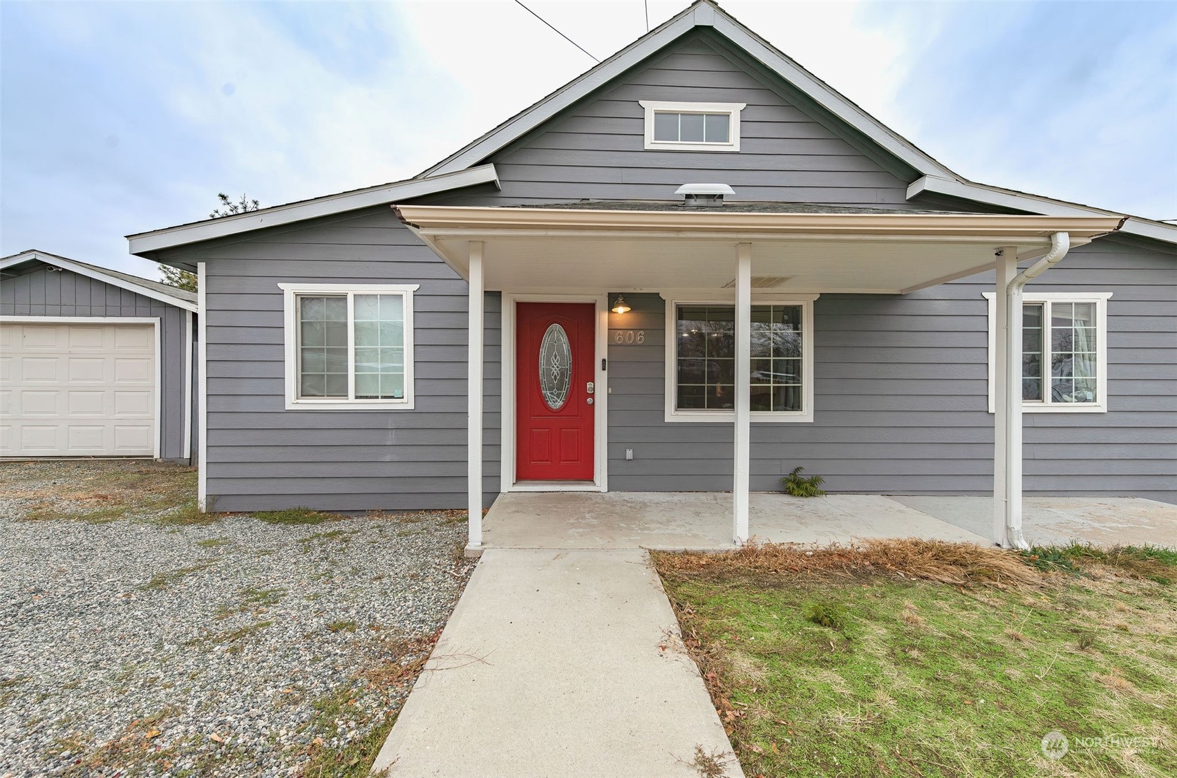 606 Lewis Street Wenatchee WA 98801