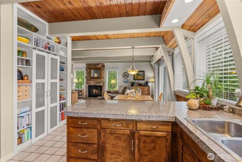 1508 Bloomhardt Road Raymond WA 98577