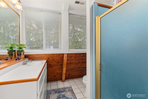 1508 Bloomhardt Road Raymond WA 98577