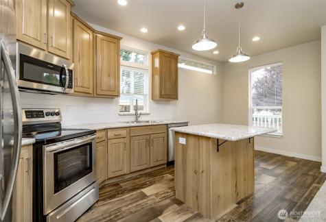 2611 288th Street Federal Way WA 98003