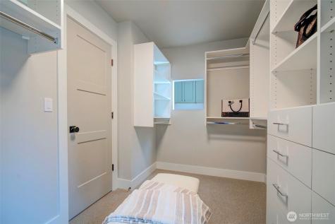 6524 128th Avenue NE Kirkland WA 98033