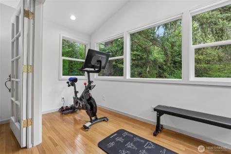 15004 61st Place NE Kenmore WA 98028