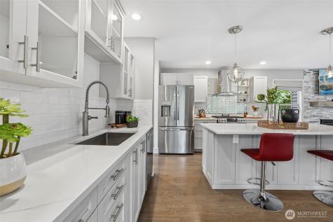 15004 61st Place NE Kenmore WA 98028