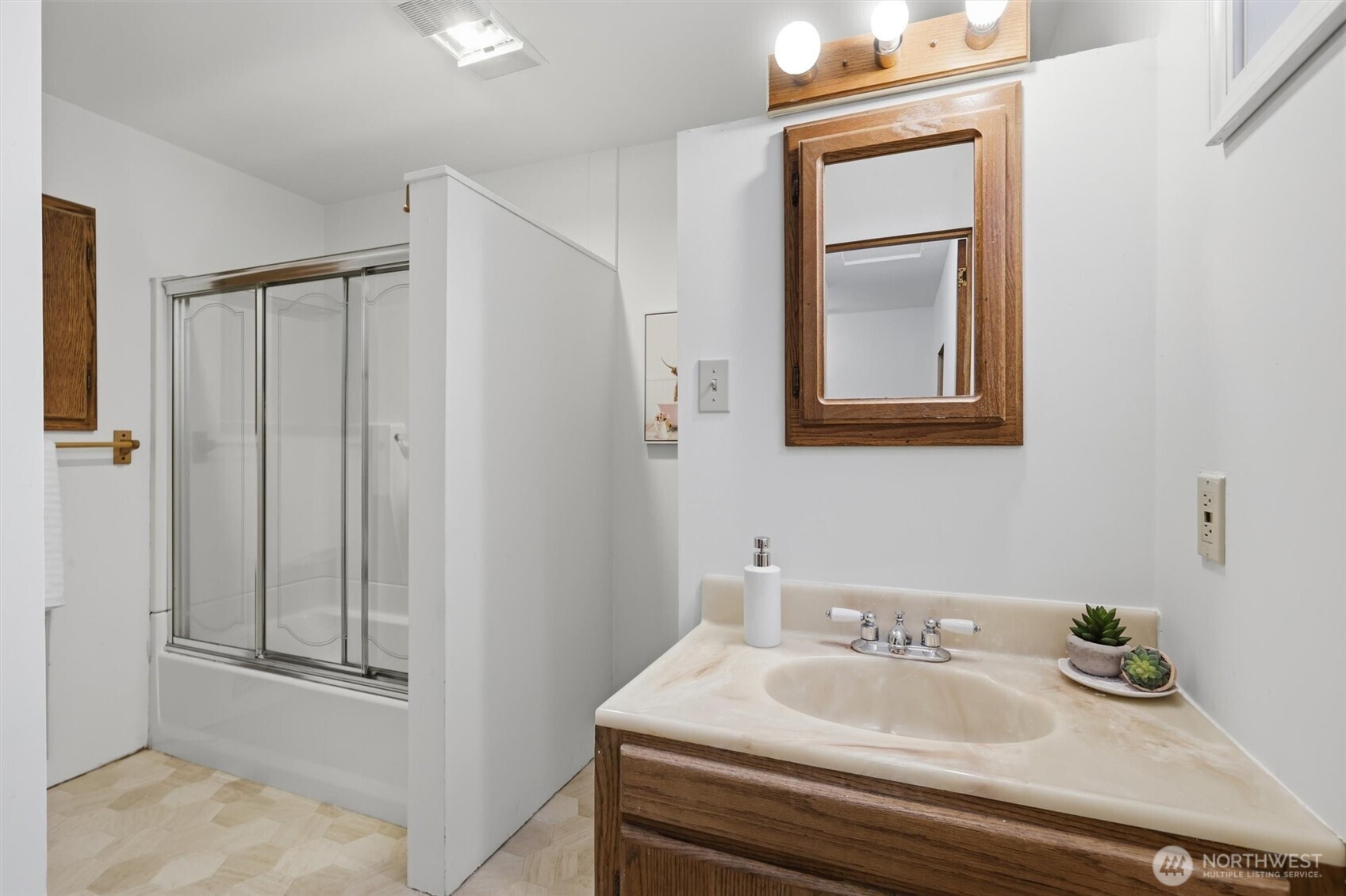 2602 Harrison Avenue Everett WA 98201