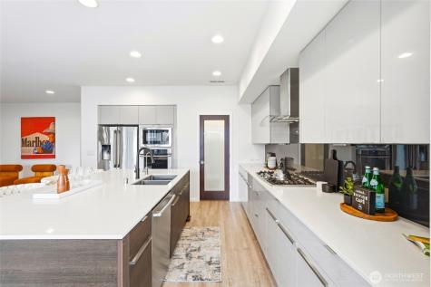 32970 Evergreen Avenue SE Black Diamond WA 98010