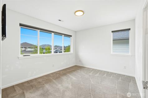32970 Evergreen Avenue SE Black Diamond WA 98010