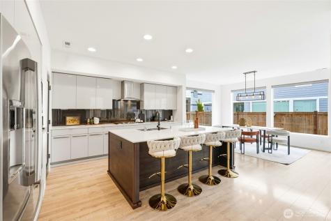 32970 Evergreen Avenue SE Black Diamond WA 98010