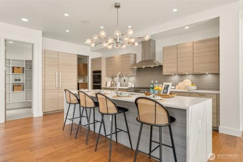 8351 SE 31st Street Mercer Island WA 98040