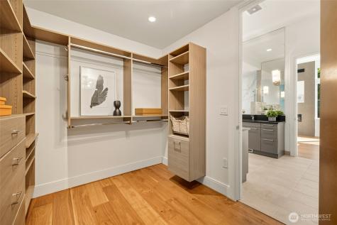 8351 SE 31st Street Mercer Island WA 98040