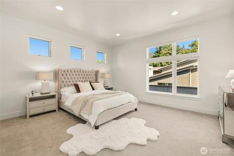 8351 SE 31st Street Mercer Island WA 98040