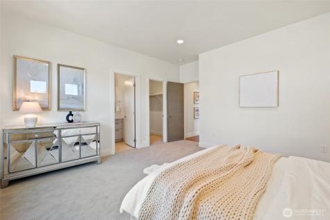 8351 SE 31st Street Mercer Island WA 98040