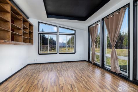 331 E Enchantment Heights Drive Union WA 98592
