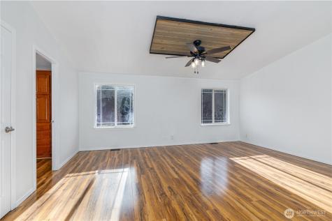 331 E Enchantment Heights Drive Union WA 98592