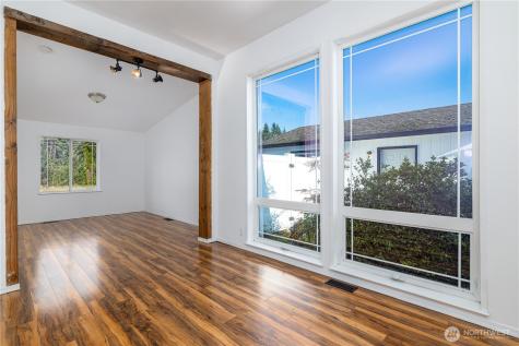 331 E Enchantment Heights Drive Union WA 98592