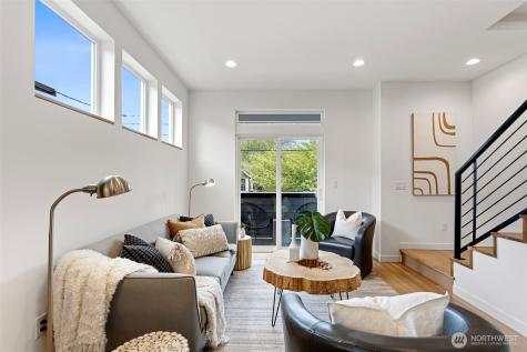 6745 Earl Avenue NW Seattle WA 98117