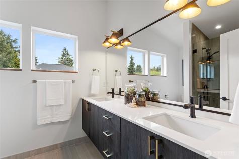 6745 Earl Avenue NW Seattle WA 98117