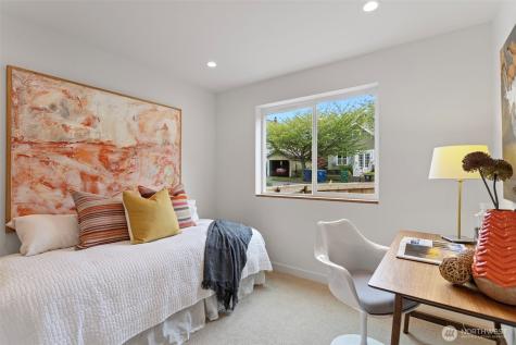 6745 Earl Avenue NW Seattle WA 98117