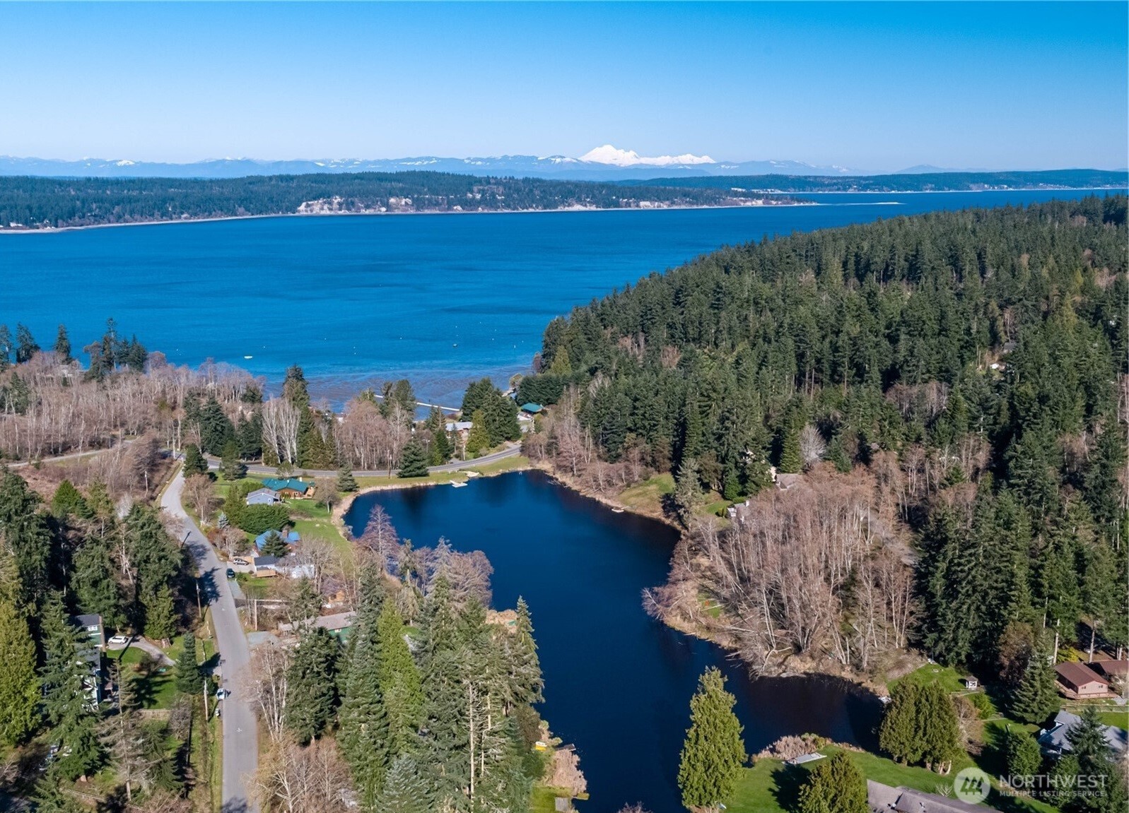1095 Worthy Place Greenbank WA 98253