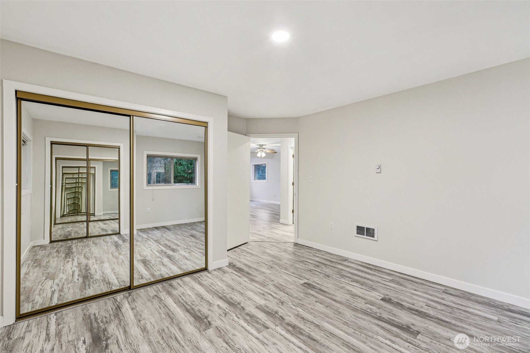 1095 Worthy Place Greenbank WA 98253