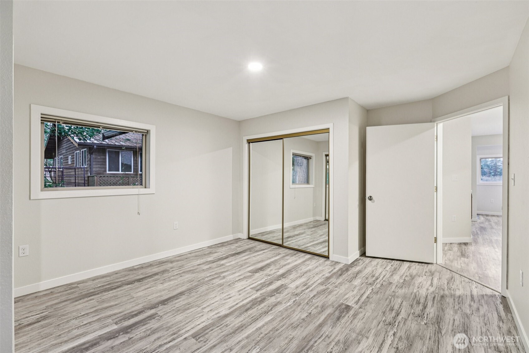1095 Worthy Place Greenbank WA 98253