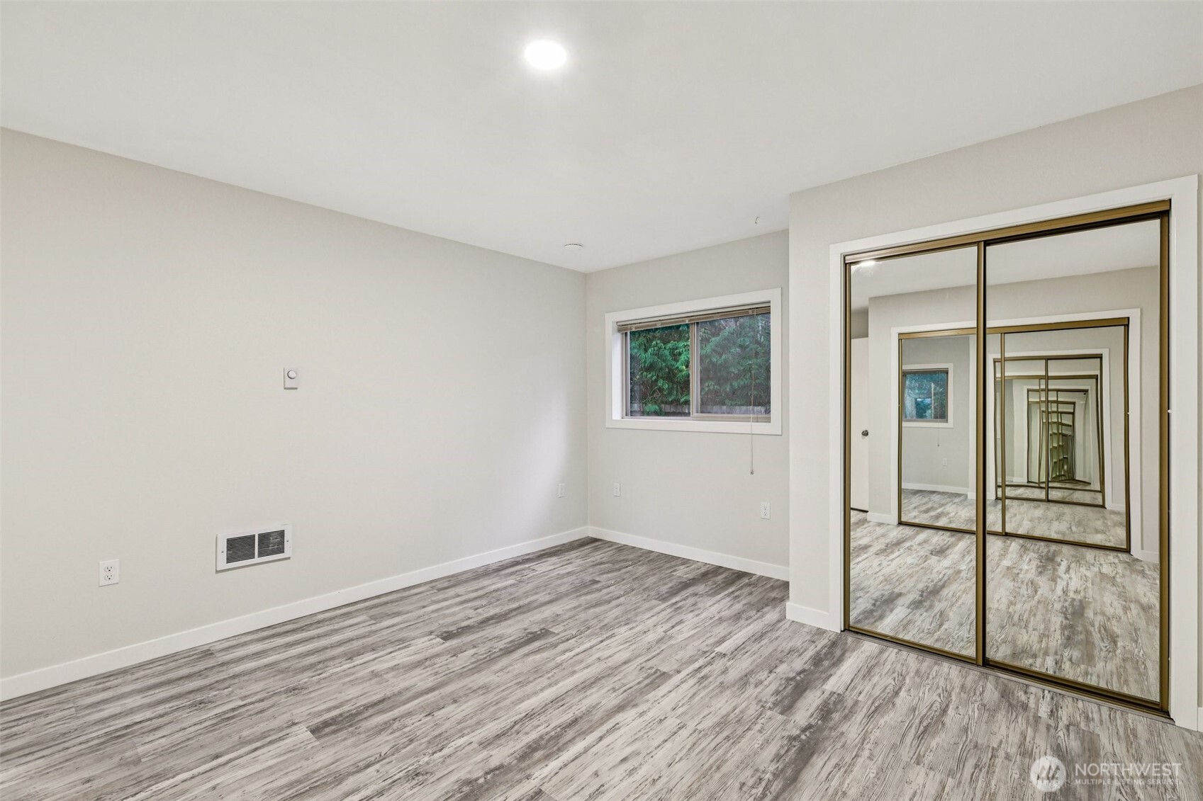 1095 Worthy Place Greenbank WA 98253